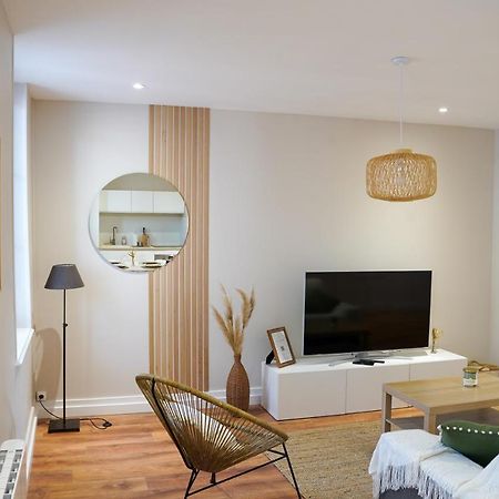 Appart Lumineux 150 M De La Gare Бург-ан-Бресс Екстер'єр фото